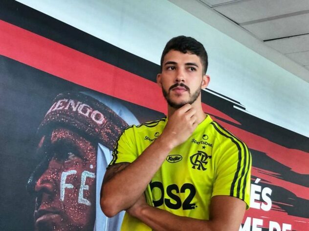 GUSTAVO HENRIQUE- Flamengo (C$ 5,91) Com a ausência de Nikão e Léo Cittadini na equipe do Athletico-PT e a sequência de dois SGs consecutivos no Mengão, enxergamos potencial do defensor pontuar bem no duelo desta rodada, mesmo na Arena da Baixada!