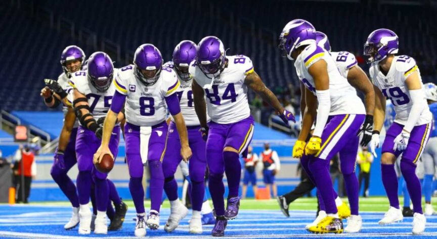 18º Minnesota Vikings (7-9): O ataque é extremamente produtivo. Prioridade número 1 para 2021? Arrumar essa defesa, tão decepcionante.