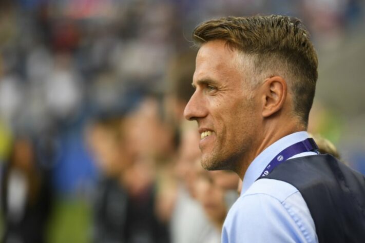 ESQUENTOU - Ex-companheiro de David Beckham no United, Phil Neville pode estar perto de assumir o cargo técnico do Inter Miami, clube dirigido por Beckham.