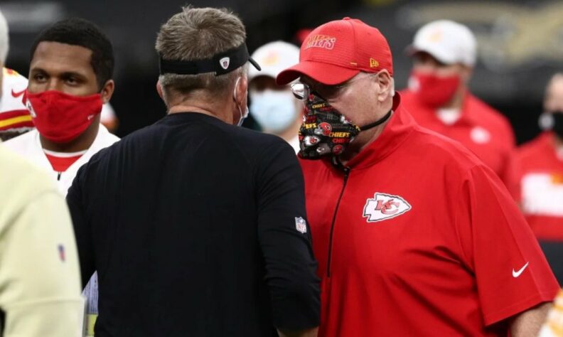 O NFL Honors, evento que premia os melhores da temporada, não vale apenas para jogadores, mas também para os treinadores. 