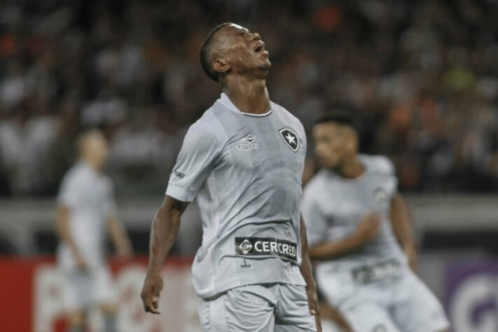 Lucas Ribamar: revelado pelo Botafogo, não atingiu as expectativas que colocavam após a sua chegada no profissional e foi vendido ao 1860 Munique por 2,5 milhões de euros.