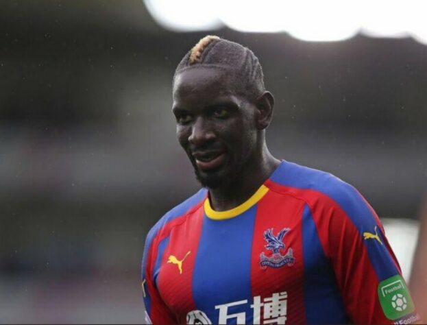 Mamadou Sakho: zagueiro - 31 anos - francês - Fim de contrato com o Crystal Palace - Valor de mercado: 6 milhões de euros