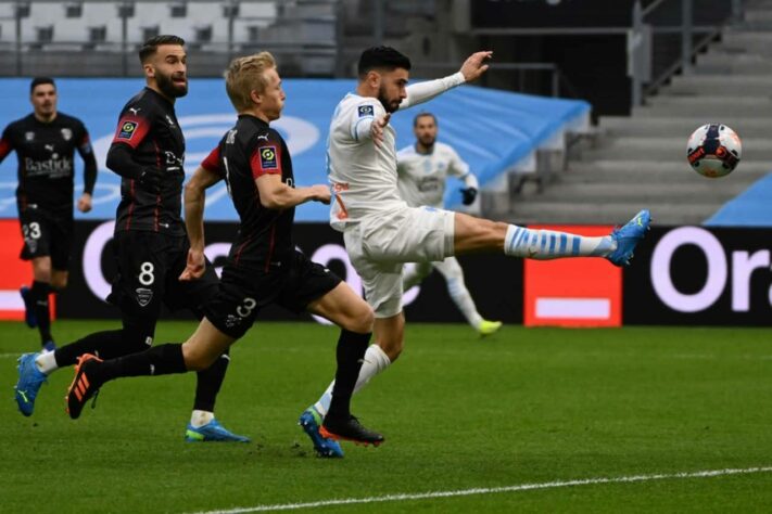 ESQUENTOU - Segundo o jornalista francês Julien Maynard, do TF1, o Aston Villa está interessado no meia Morgan Sanson, do Olympique de Marselha. A informação foi confirmada pelo jornalista italiano Fabrizio Romano, do The Guardian, que adiciona a informação do clube inglês buscar abrir negociações pelo jogador de 26 anos.