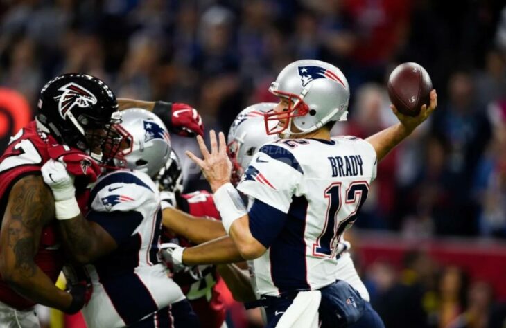 O famoso jogo do 28 a 3 e uma das mais fantásticas viradas da história. Brady foi o MVP do confronto, com 466 jardas passadas e dois passes para touchdowns.