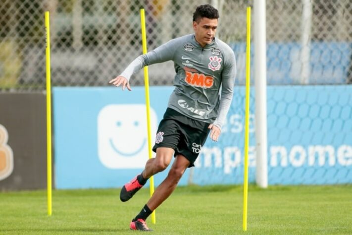 1º Cantillo – iniciou o ano com o elenco do Corinthians, desde a pré-temporada na Flórida. Fez 39 jogos, 30 como titular e 11 atuando a partida inteira. 