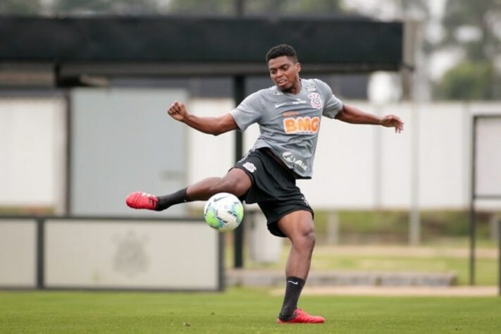 10º Jemerson – anunciado em novembro, emprestado pelo Mônaco, da França, fez sete jogos, todos como titular, sendo substituído apenas uma vez, nos cinco minutos finais da vitória por 3 a 0 para o Sport, em Itaquera, na 31ª rodada do Brasileirão, quando saiu machucado. 