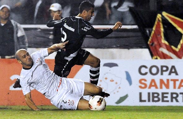 Vasco 0x0 Corinthians – São Januário – Libertadores de 2012.