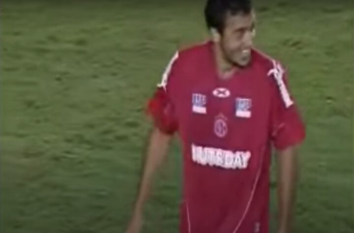 América-RN (1º turno de 2007): Outro time que voltou a aparecer aqui na galeria, o América-RN somou 10 pontos no primeiro turno de 2007. Pelos critérios de desempate, ainda teve a "melhor" campanha de turno com dez pontos.