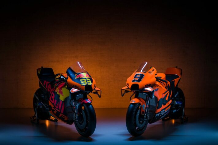 A KTM e Tech3 apresentaram as motos para 2021. Confira os detalhes