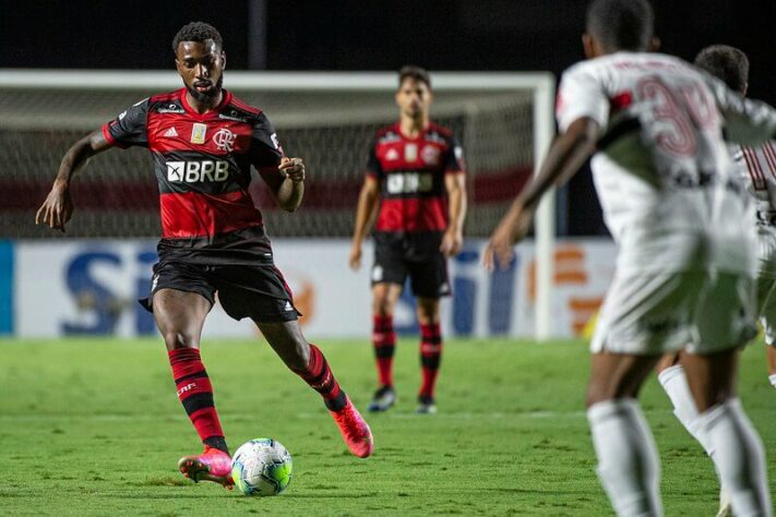 O Flamengo é campeão do Brasileirão 2020. Mas foi no sufoco. O Rubro-Negro perdeu para o São Paulo por 2 a 1 e contou com tropeço do Inter para conquistar o título. Confira as notas! (Por Núcleo Flamengo - reporterfla@lancenet.com.br)