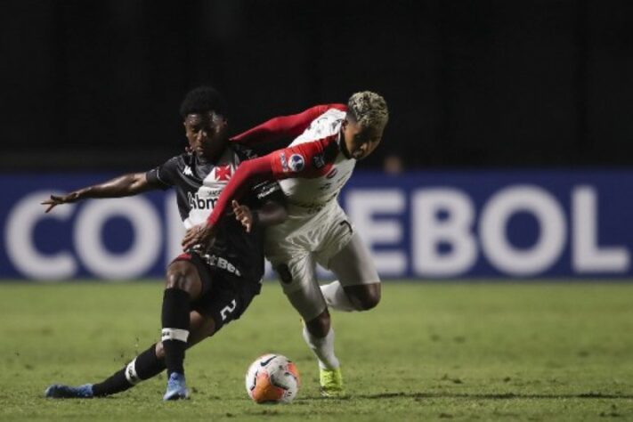 Cayo Tenório (lateral-direito) - Vasco 0 x 1 Flamengo - Maracanã - Campeonato Carioca - 22 de janeiro de 2020.