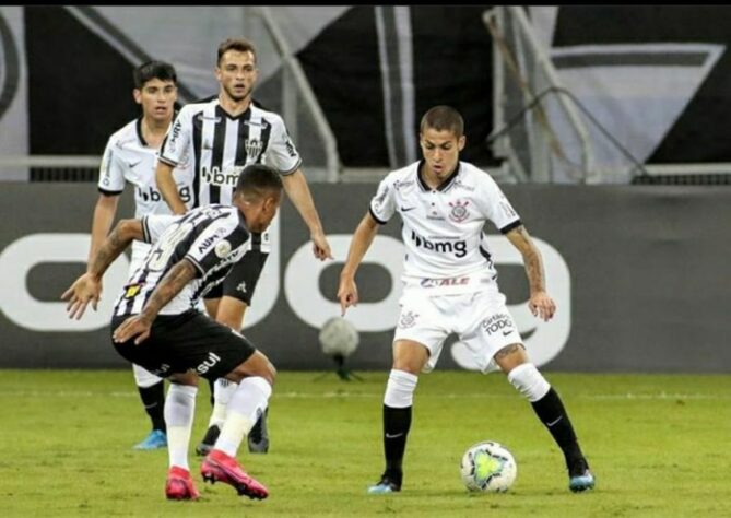 8º Gabriel Pereira – promovido em 2020, fez 10 jogos, todos entrando no decorrer da partida.