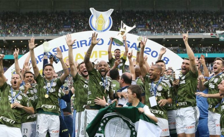 Palmeiras - seis títulos: 1972, 1973, 1993, 1994, 2016 e 2018 (foto)