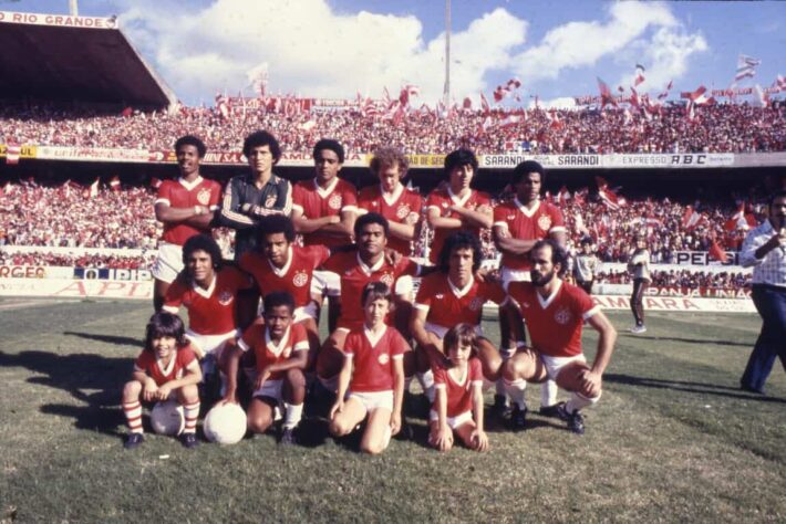 Internacional - três títulos: 1975, 1976 e 1979 (foto)