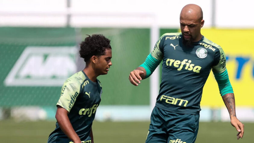 O lateral-direito Linyker Melo, de 17 anos, foi promovido à equipe Sub-20 do Palmeiras. O jovem é filho de Felipe Melo, volante e uma das principais lideranças do time profissional do Verdão. Por esse caso, o L! montou uma galeria com pais e filhos que jogaram juntos em durante suas carreiras. Confira!