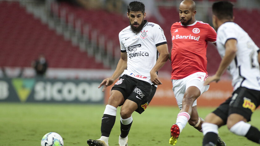 O Corinthians não deixou o Internacional ser campeão brasileiro. Com a derrota por 2 a 1 do Flamengo para o São Paulo, no Morumbi, bastava o Colorado bater o Timão em casa para ser campeão brasileiro, mas com boas defesas de Cássio a partida no Beira Rio terminou empatada em 0 a 0. 