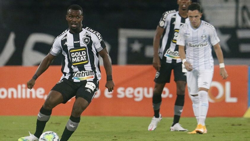 Kayque: O jovem do Nova Iguaçu contratado para jogar no sub20 ganhou chances no time profissional com a lesão de José Wellison. Nos últimos dois jogos, conquistou um voto de confiança da torcida e teve o empréstimo renovado até maio.