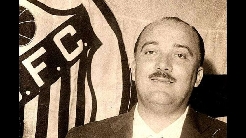 Santos: Lula – O histórico treinador do Peixe esteve à frente do time entre 1954 e 1966. Foram 961 pelo time do litoral paulista.