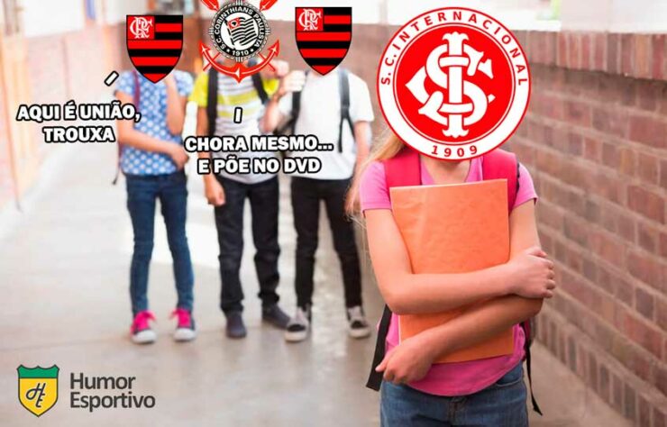 Flarinthians? Memes brincam com ajuda do Corinthians no título do Brasileirão do Flamengo