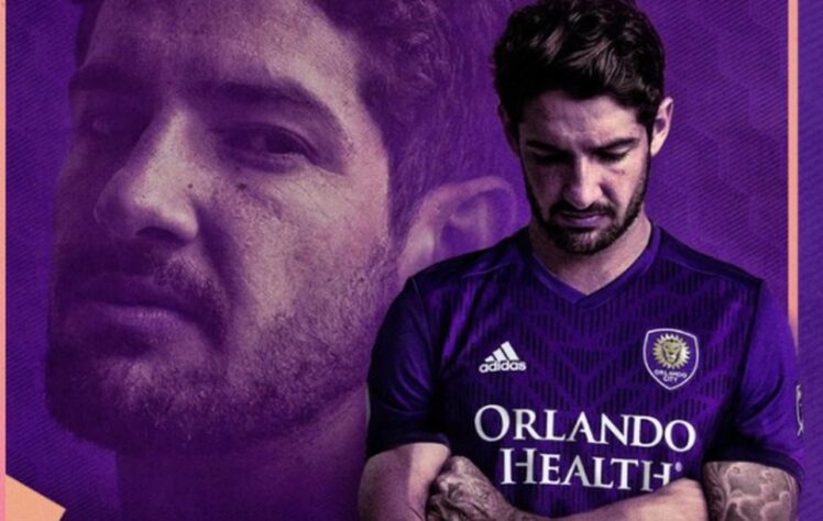 Alexandre Pato (atacante - 32 anos - sem clube (último clube foi o Orlando City - sem contrato desde 31/12/2021)