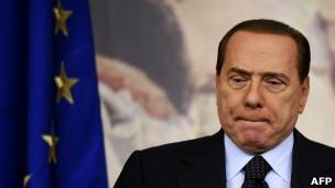 Silvio Berlusconi - Monza (Itália) - Fortuna avaliada em: 8,1 bilhões de dólares (aproximadamente R$ 60,89 bilhões) - Fonte da renda: Fininvest