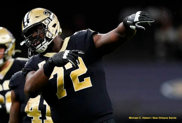 5. Terron Armstead (New Orleans Saints): Eleito para o Pro Bowl nos últimos três anos, Armstead manteve sua nota no PFF sempre acima de 80 no mesmo período. Protegendo o lado esquerdo de Drew Brees, o veterano de 29 anos cedeu apenas quatro sacks desde 2018, e vem se mantendo saudável. No ano passado ele só deixou de jogar devido à Covid-19.