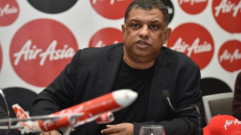 Tony Fernandes - Queens Park Rangers (Inglaterra) - Fortuna avaliada em: 335 milhões de dólares (aproximadamente R$ 1,84 bilhão) - Fonte da renda: AirAsia