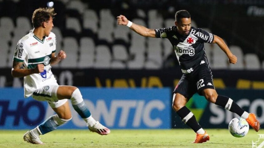 Vasco 0 x 1 Coritiba - 16/1/2021 - A expulsão de Henrique complicou os planos do Vasco. E aquela derrota em casa faz falta.
