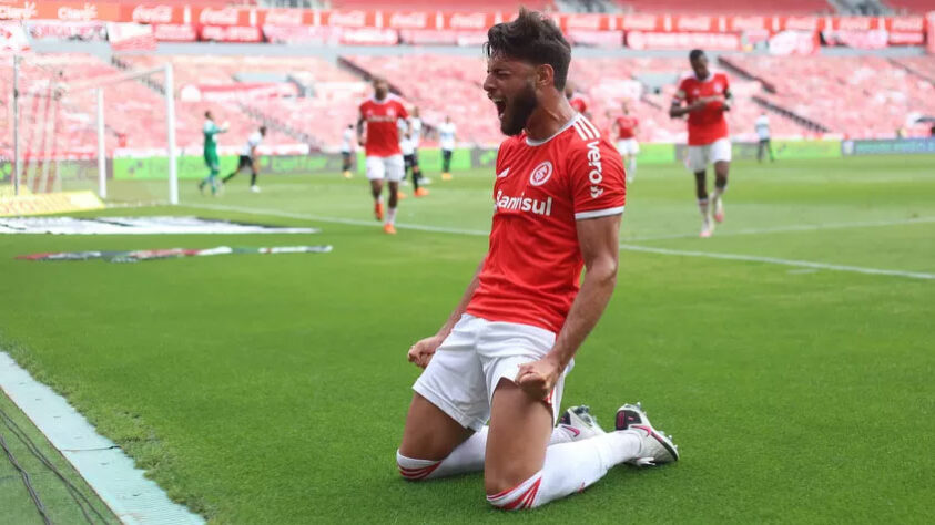 YURI ALBERTO- Internacional (C$ 8,26) Artilheiro do Brasileirão, enfrentará fora de casa um Palmeiras que nas últimas dez partidas só não sofreu gol do Bahia e da Chapecoense. Mesmo como visitante, é uma boa opção!