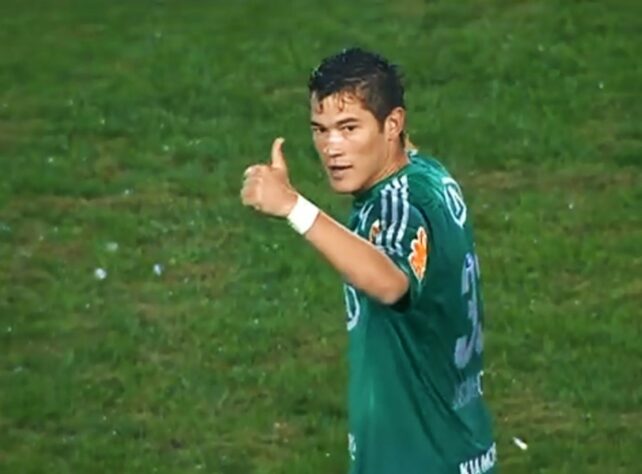 Betinho (34 anos) - Atacante - Time: Altos-PI (Série C) - Autor do gol do título da Copa do Brasil de 2013 pelo Palmeiras.