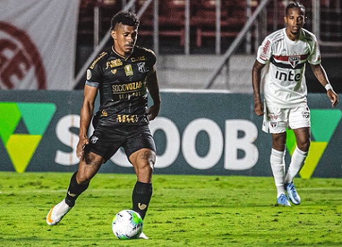 Ceará - SOBE: O goleiro Richard fez uma partida excepcional, sendo o principal responsável para que o jogo não terminasse com um triunfo Tricolor. Foram 8 defesas, sendo 3 dentro da área. O homem do jogo. DESCE: Vina, o craque do time, fez uma partida muito abaixo do seu nível de atuações. Em partida tímida, o meio-campista pouco colaborou para que o Ceará oferecesse perigo ao São Paulo.