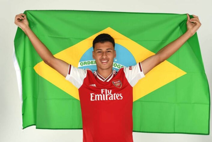 33º lugar: Gabriel Martinelli (Arsenal) - 2001