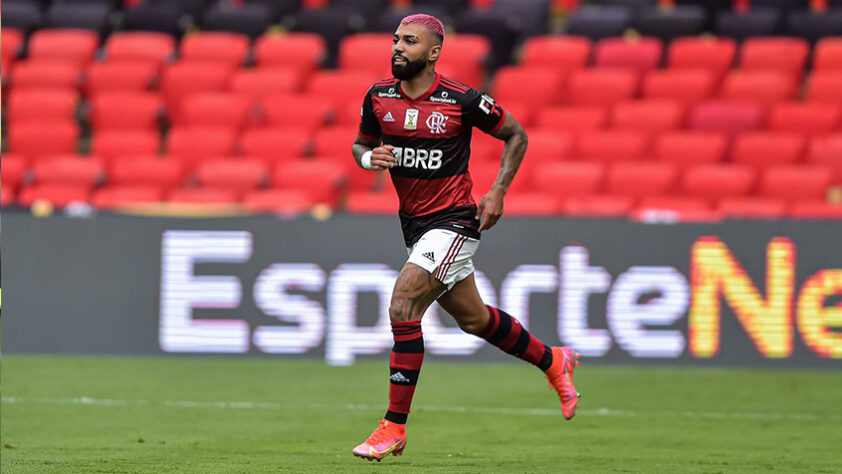 Deixaram o Flamengo chegar... Em duelo decisivo pela 37ª rodada, o Rubro-Negro venceu o Inter de virada por 2 a 1 e assumiu a liderança do Brasileirão antes da última rodada. Confira as notas! (Por Núcleo Flamengo - reporterfla@lancenet.com.br)