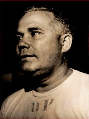 O treinador Jim López foi mais um dos argentinos que comandou o São Paulo. Foram duas passagens pelo Tricolor, uma em 1953 e 1954  e a outra em 1965.