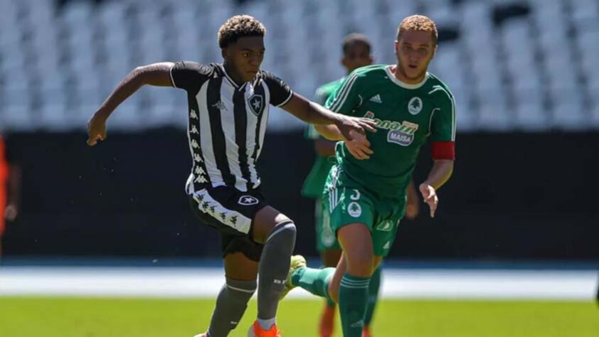 FECHADO - João Vítor Fubá será jogador do Palmeiras. Após chegar a um acordo com o Botafogo, antigo clube do atleta, o Verdão recebeu os documentos necessários para entrar com a regularização do meio-campista nos registros da CBF. O Botafogo ficará com um quarto de qualquer venda futura que o Palmeiras fizer envolvendo o atleta.