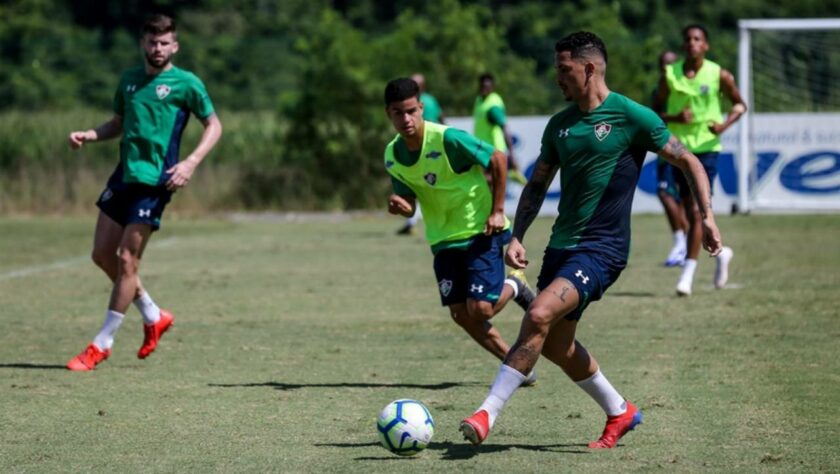 Miguel Silveira (17 anos) - Fluminense - Valor atual: 3,2 milhões de euros - + % - Diferença: 3,2 milhões de euros