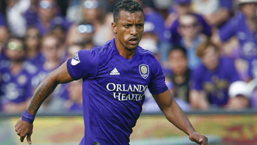 Nani (atacante - 35 anos - português - Venezia): um dos jogadores da época de glórias do Manchester United (ING), Nani sempre foi um dos principais nomes dos clubes por onde passou. De 2019 a 2022 esteve no Orlando City, da MLS, até chegar ao Venezia (ITA), onde tem contrato até junho de 2023. Valor de mercado é de 700 mil euros (R$ 3,8 milhões).