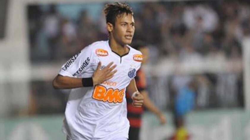 Neymar - 17 anos e 1 mês - Pelo Santos