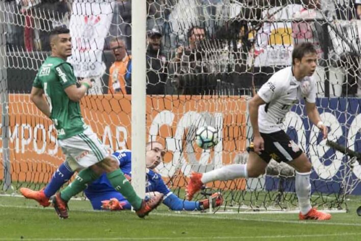 Tratada como final do Campeonato Brasileiro, já que cinco pontos separavam o Corinthians, líder, do Palmeiras, segundo colocado, da ponta da tabela, faltando seis rodadas para o Brasileirão acabar, o Timão praticamente confirmou a conquista nacional ao vencer o rival, em Itaquera, em jogo com cinco gols e vitória corintiana por 3 a 2, em Itaquera. 