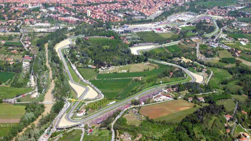 Data: 19 a 21 de maio - No autódromo Enzo e Dino Ferrari foi realizada a sexta corrida da temporada em Ímola, na Itália. A prova foi cancelada devido às fortes chuvas que abalaram a Itália.