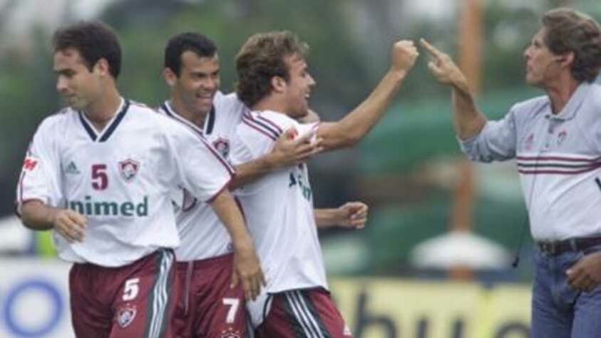 2001 - 4º - O Fluminense ficou em primeiro na Taça Guanabara, mas perdeu a final para o Flamengo nos pênaltis. Na Taça Rio, apenas o sexto lugar, ficando fora da decisão.