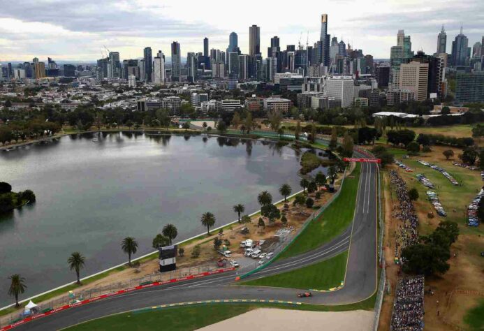 Data: 31 de março a 2 de abril - O terceiro grande prêmio da temporada foi disputado em Melbourne, na Austrália, no circuito de Albert Park. A prova foi vencida por Max Verstappen, da Red Bull.