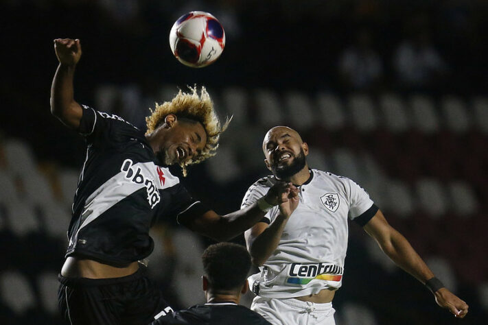 O Vasco penou, mas ao menos arrancou um empate em 1 a 1 com o Botafogo no clássico deste domingo, realizado em São Januário. Veja as notas do Cruz-Maltino no clássico. Por Vinícius Faustini (faustini@lancenet.com.br)