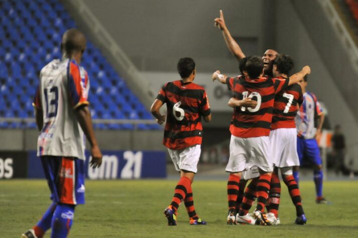 2012 - Flamengo 4 x 0 Bonsucesso (Jael 2x, Camacho e Adryan)