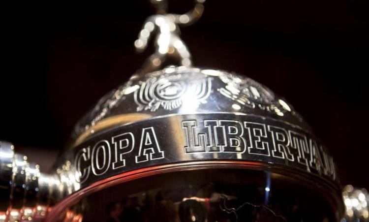 Estão definidos os grupos da Copa Conmebol Libertadores 2023. No evento desta segunda-feira (27), realizado em Luque (Paraguai), os clubes brasileiros descobriram seus adversários no torneio mais importante do continente. Destaque para o duelo de brasileiros  e para os confrontos entre Fluminense x River Plate e Corinthians x Del Valle. Veja como ficaram todos os grupos da competição. 