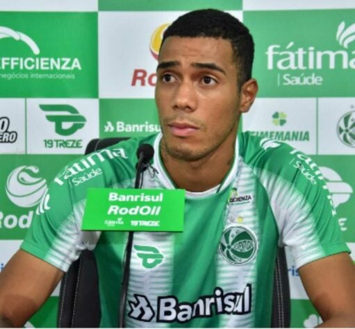 FECHADO - A terça-feira foi de novidade no Juventude. Após vencer a primeira no Gauchão, o time da Serra apresentou o lateral-esquerdo Alyson, que chegou ao clube indicado pelo técnico Marquinhos Santos.