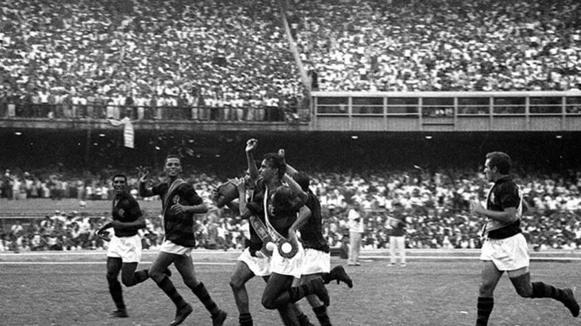 1963 - 14º título estadual do Flamengo - Vice: Fluminense