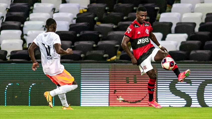 Com um time formado por Garotos do Ninho, o Flamengo venceu o Nova Iguaçu por 1 a 0, no Maracanã, em sua estreia no Carioca. O destaque ficou por conta de Max, autor do golaço. Confira as notas do LANCE! (Por Matheus Dantas - matheusdantas@lancenet.com.br)