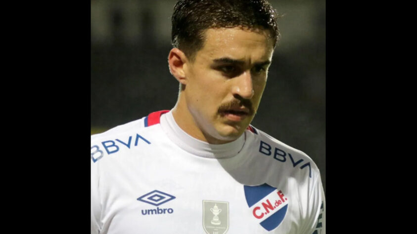 FECHADO - O São Paulo fechou a contratação do volante Gabriel Neves, que será emprestado pelo Nacional, do Uruguai, até o fim de 2022.