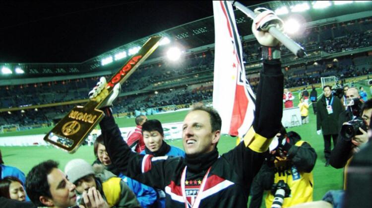 Com o gol marcado e a atuação de gala na final, Rogério Ceni foi eleito o melhor jogador da competição, além de terminar o ano como o artilheiro da equipe, mesmo sendo goleiro. 